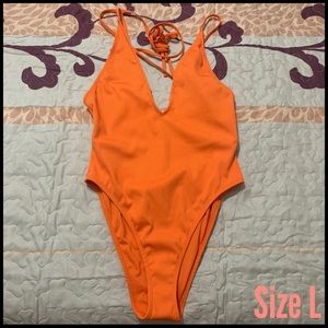 ⭐️F21 Tangerine Ribbed One Piece Swimsuit $8⭐️